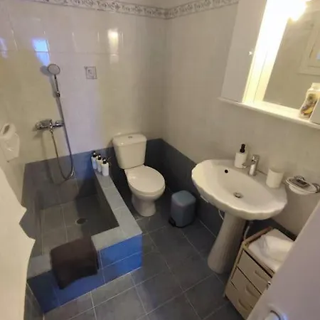 Liotrivi Blue 1 * Kythnos