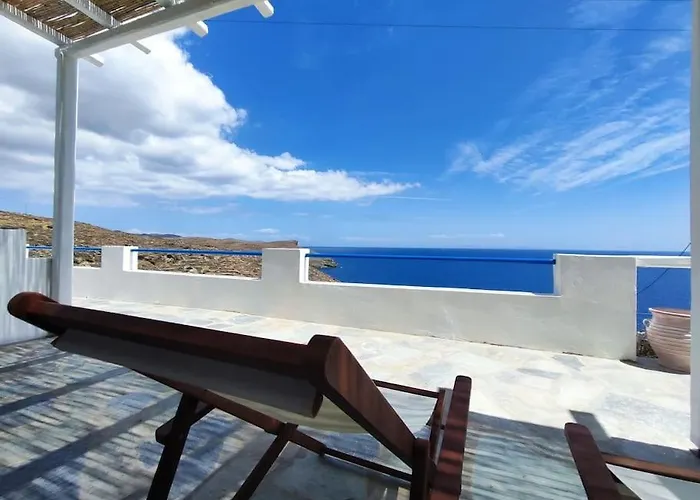 Liotrivi Blue 1 Kythnos