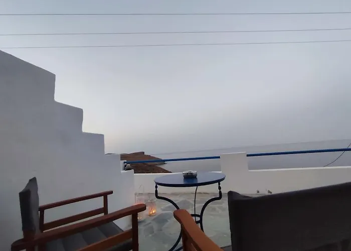 Liotrivi Blue 1 Kythnos