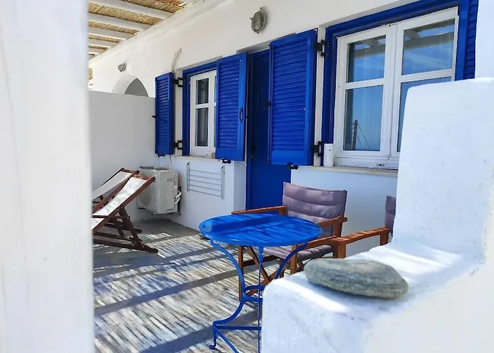 بيت للعطل Liotrivi Blue 1